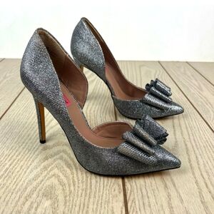 Betsey Johnson Prince d'Orsay Bow Glitter Sparkly Evening Pump Heels 10M Silver